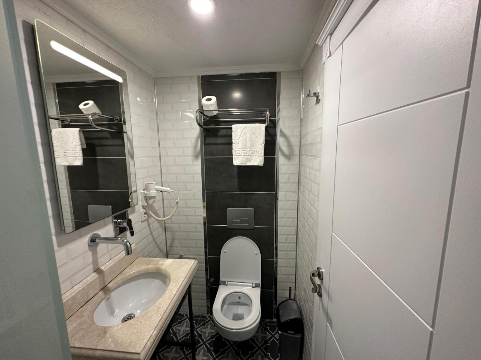 Good Night Hotel Istanbul Ngoại thất bức ảnh
