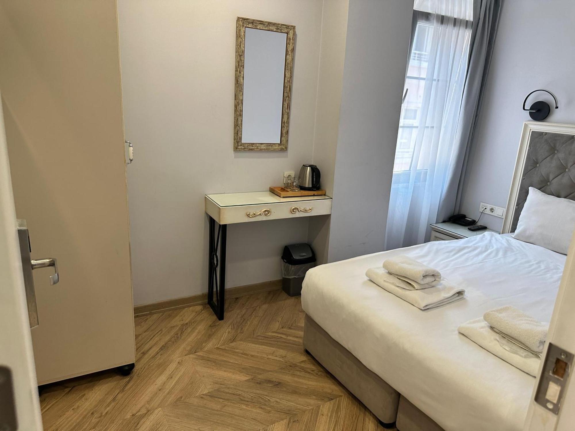 Good Night Hotel Istanbul Ngoại thất bức ảnh